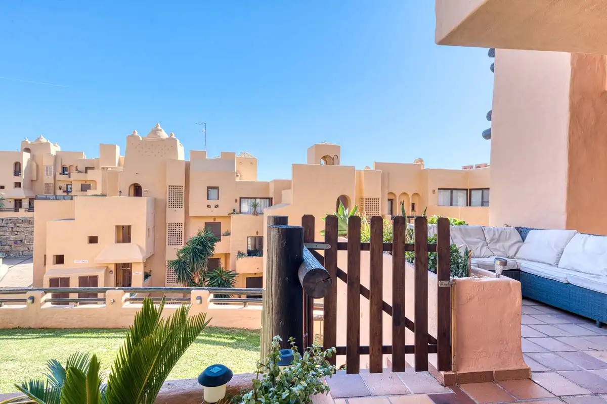 Terraza de Planta baja en venta en Manilva con Aire acondicionado, Terraza y Trastero