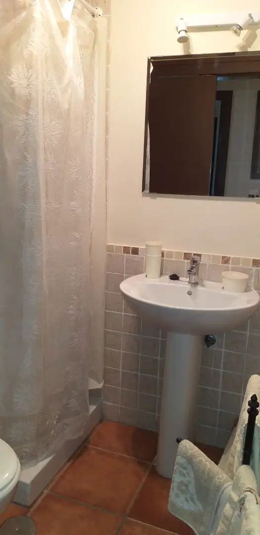 Badezimmer von Wohnung zur Miete in El Rompido mit Klimaanlage, Terrasse und Möbliert