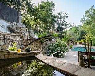 Jardí de Finca rústica en venda en Girona Capital amb Aire condicionat, Calefacció i Jardí privat