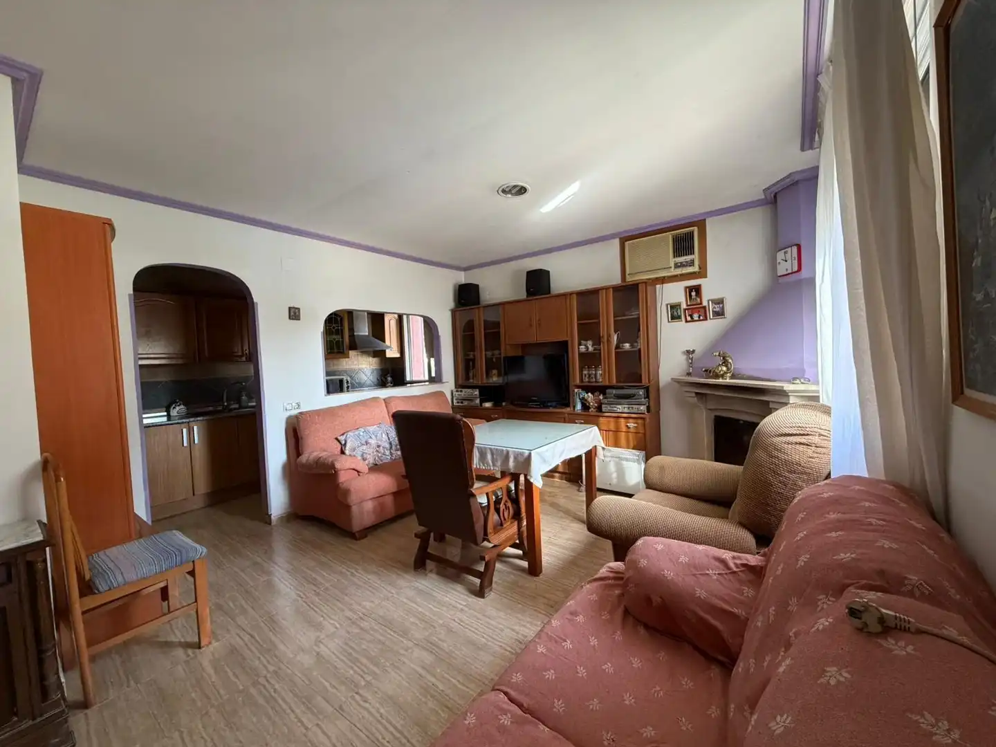 Sala d'estar de Casa o xalet en venda en Córdoba amb Aire condicionat, Jardí privat i Piscina