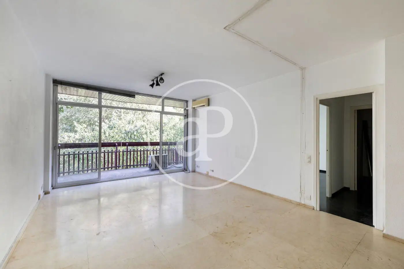 Sala de estar de Piso en venta en Barcelona con Aire acondicionado, Calefacción y Balcón