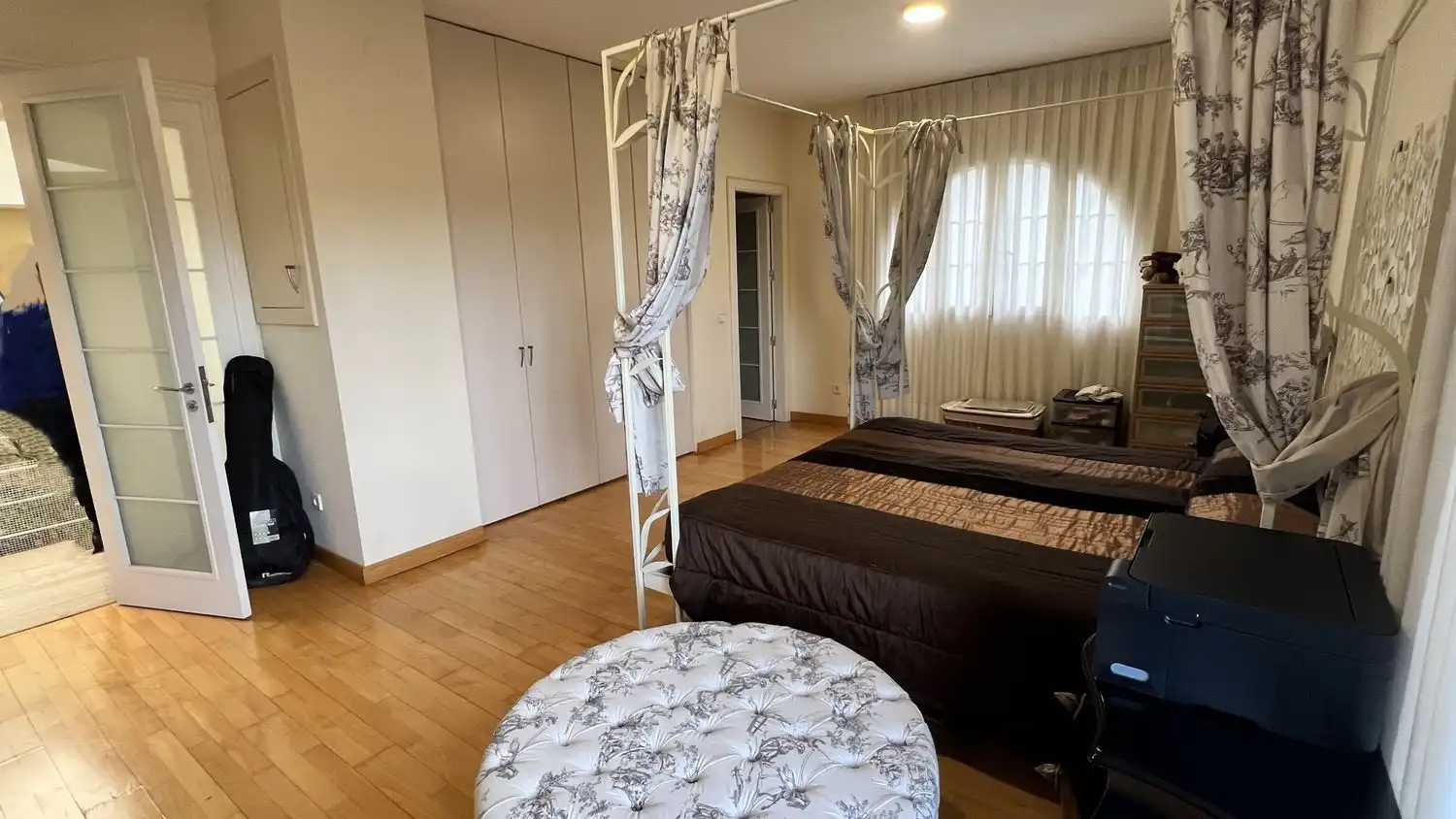 Dormitori de Casa o xalet en venda en Villanueva de la Cañada amb Aire condicionat, Calefacció i Terrassa