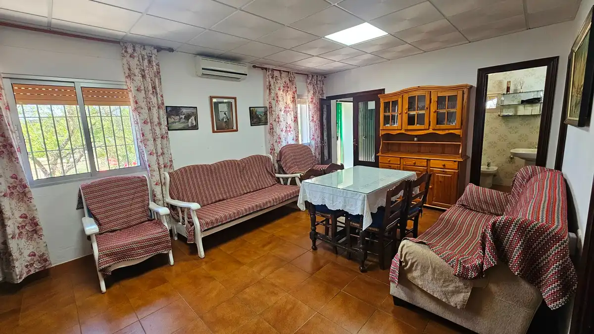 Sala de estar de Casa o chalet en venta en Higuera de la Sierra con Aire acondicionado, Jardín privado y Terraza