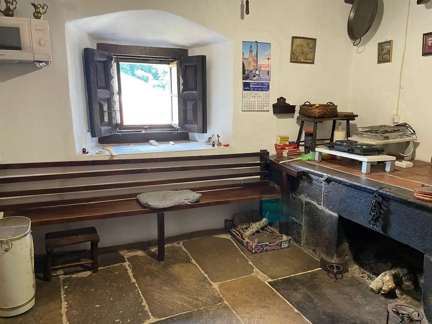Casa adosada en venta en Polaciones con Amueblado, TV y Balcón