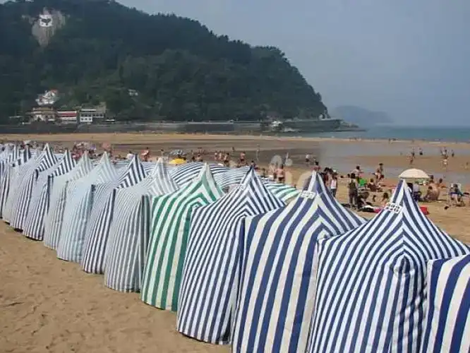 Vista exterior de Pis en venda en Zarautz