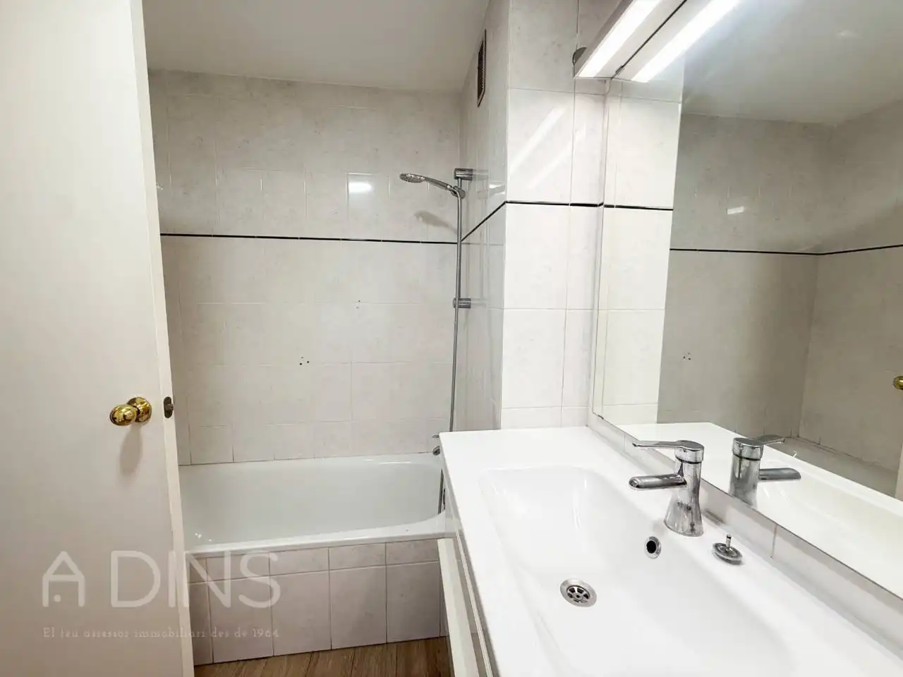 Baño de Piso en venta en Sant Feliu de Codines con Parquet y Terraza