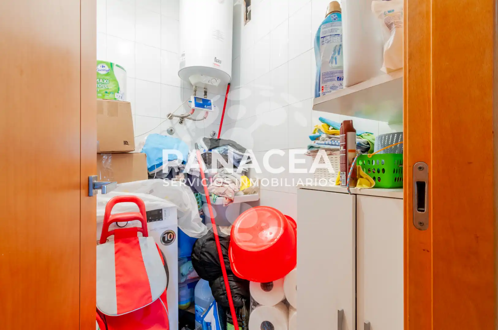 Piso en venta en El Ejido con Amueblado, TV y Balcón