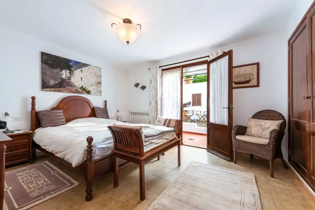 Schlafzimmer von Haus oder Chalet zum Verkauf in Pollença mit Heizung, Privatgarten und Terrasse