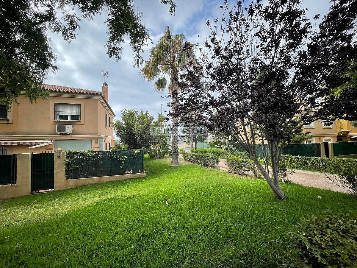 Garden of House or chalet for sale in Vélez-Málaga  with Air Conditioner, Heating and Terrace