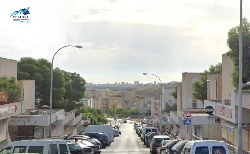 Vista exterior de Piso en venta en Alicante / Alacant