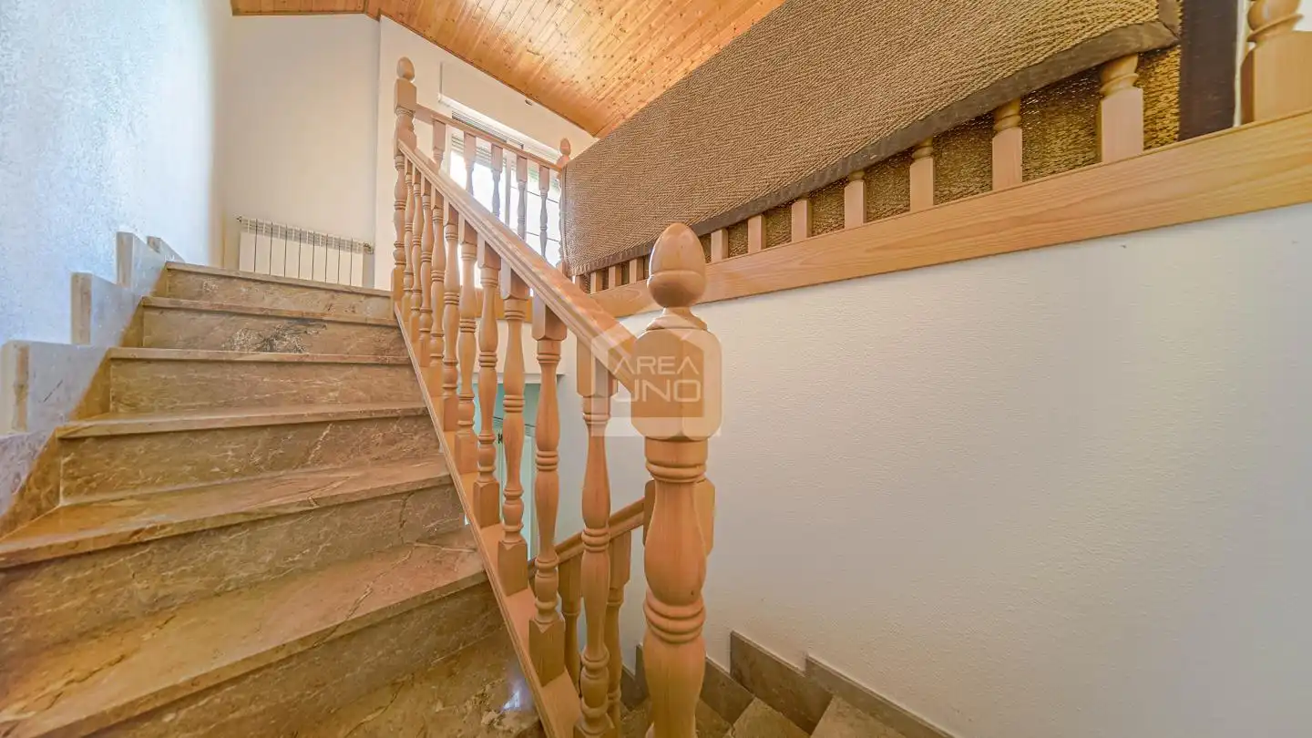 Casa adosada en venta en Villaviciosa de Odón con Calefacción, Jardín privado y Parquet