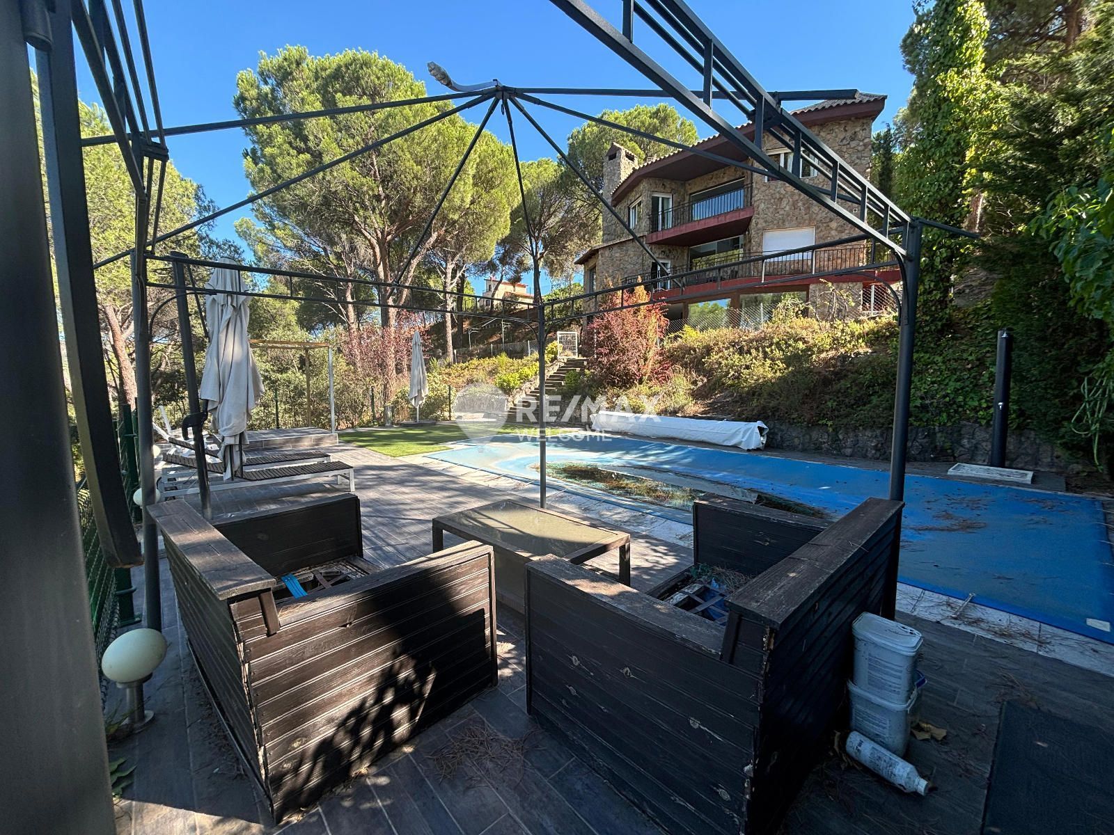 Jardí de Casa o xalet en venda en San Martín de Valdeiglesias amb Aire condicionat, Calefacció i Terrassa