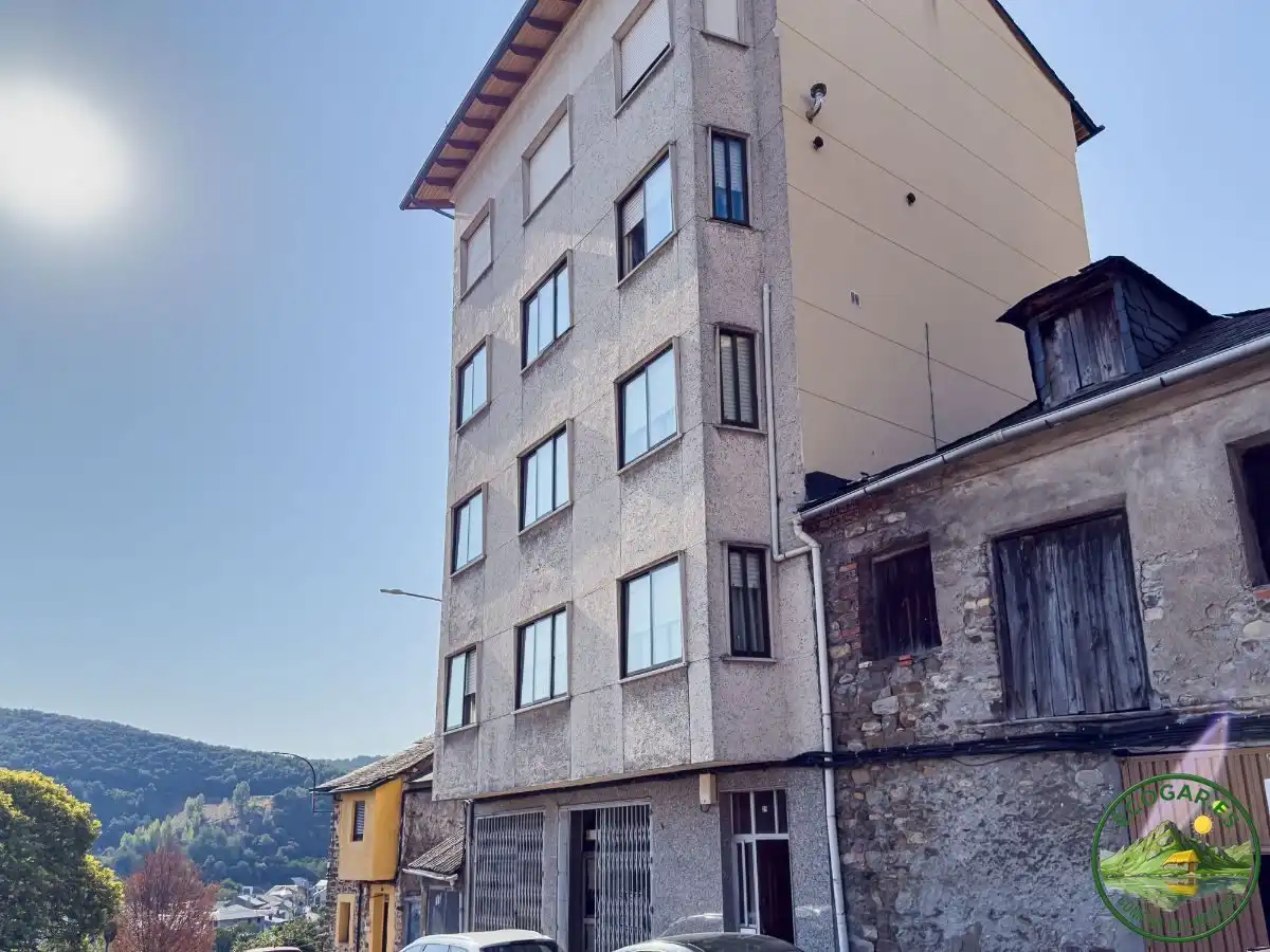 Residencial en venda a Calle Otero