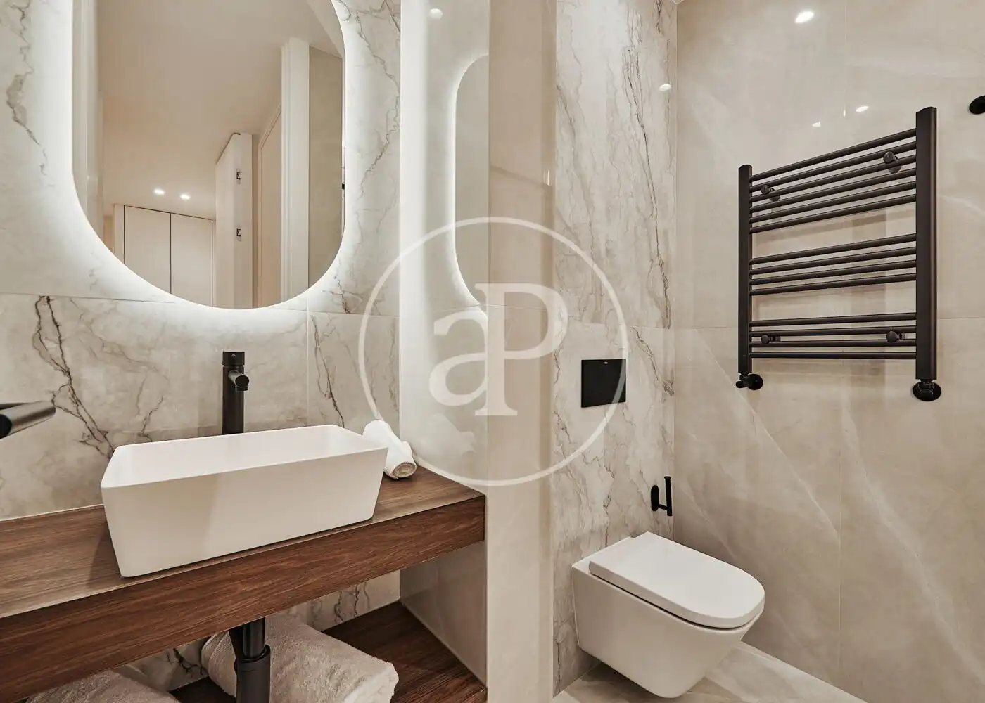 Baño de Piso en venta en Madrid con Calefacción y Amueblado