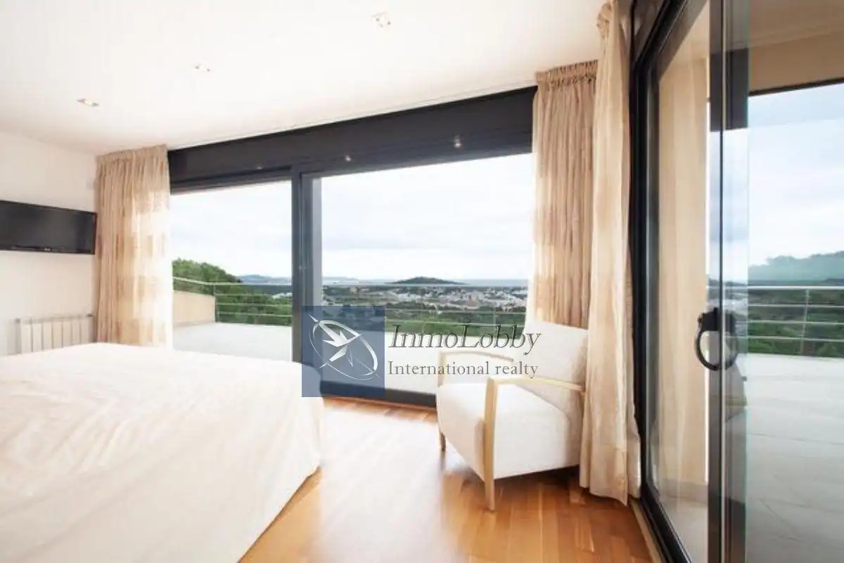 Schlafzimmer von Haus oder Chalet zum Verkauf in Sant Feliu de Guíxols mit Klimaanlage, Heizung und Terrasse