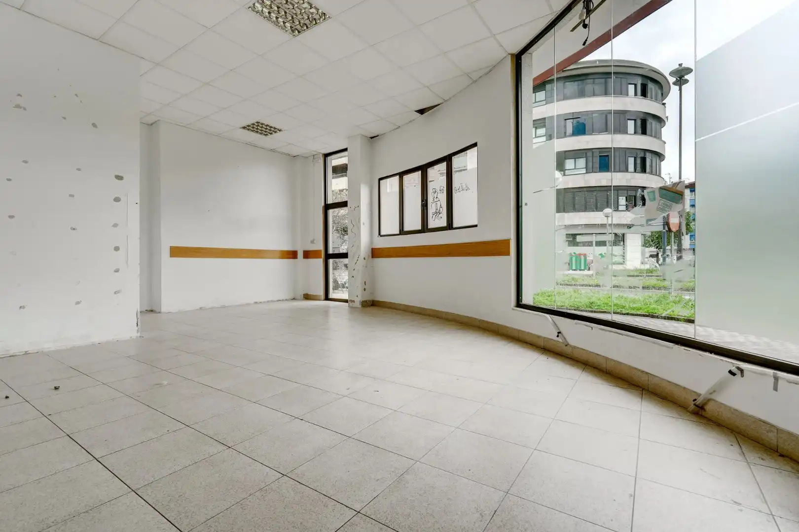 Commercial properties for rent in Irun 