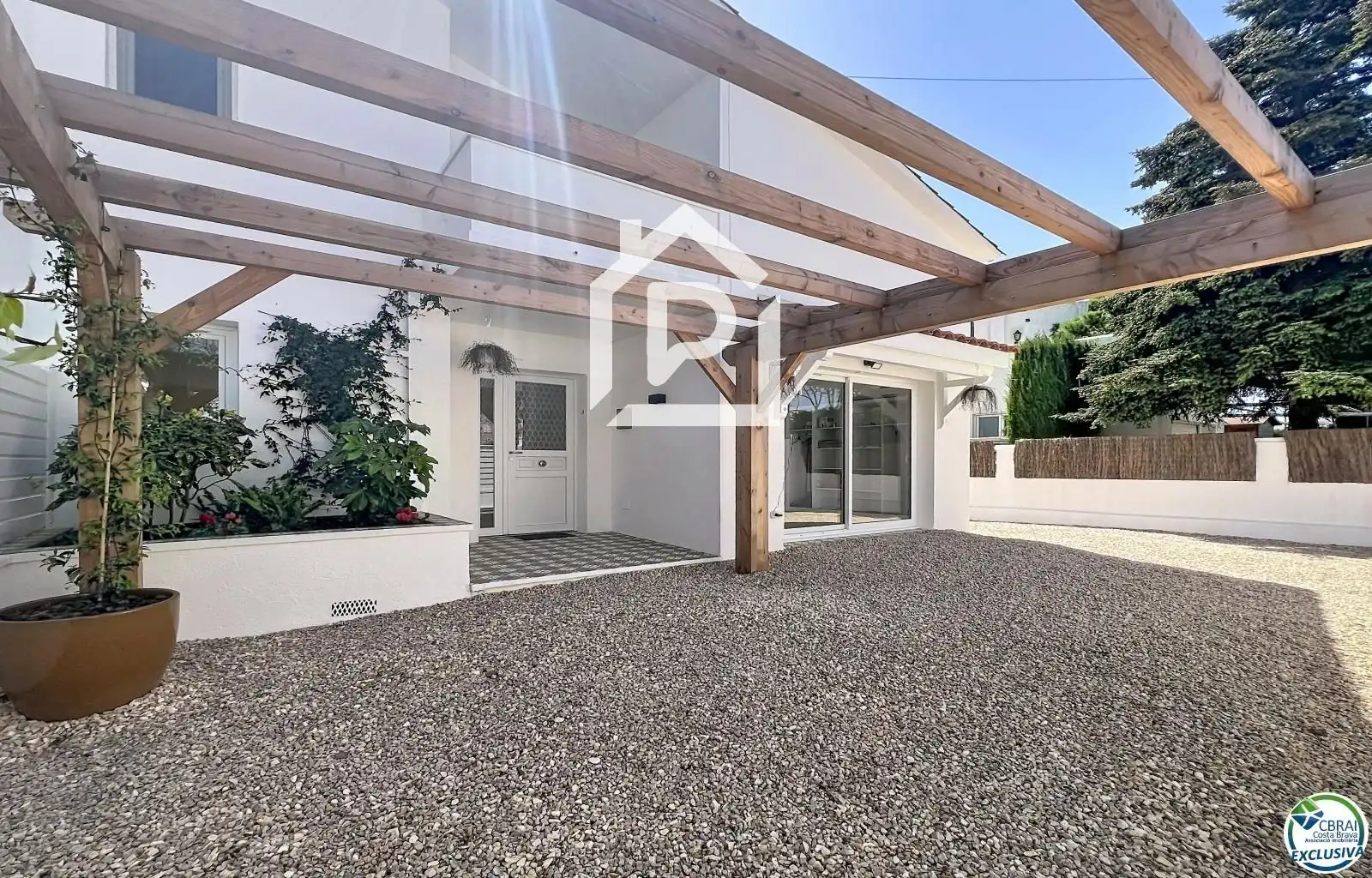 Villa in vendita a peni