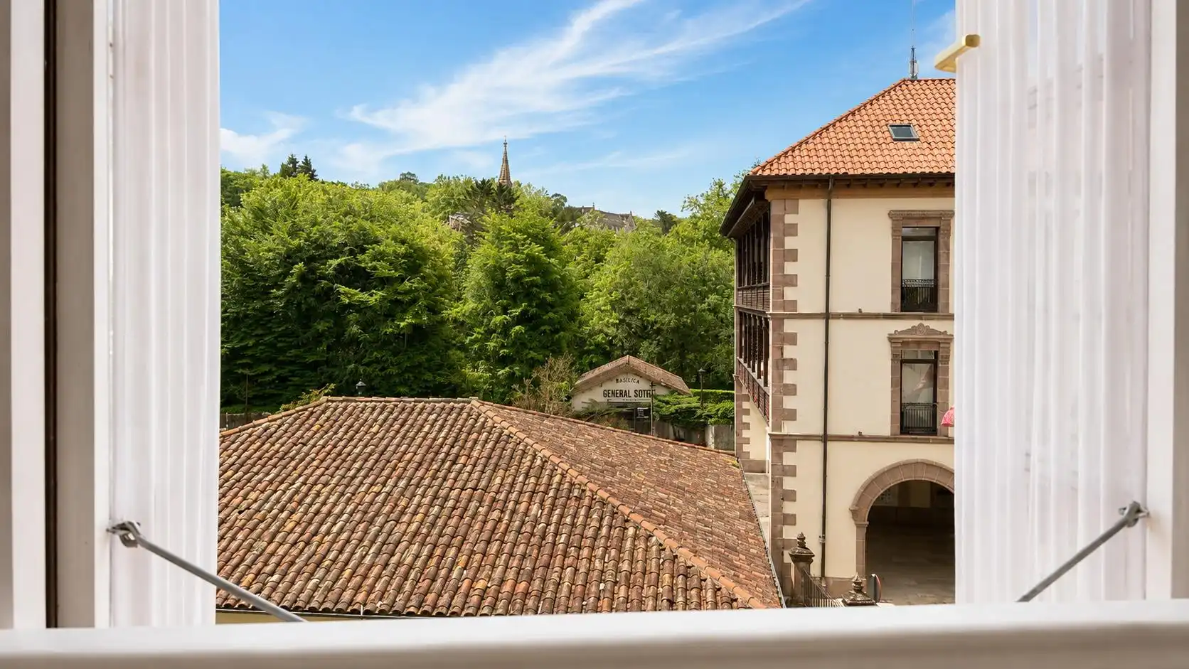 Terraza de Piso en venta en Comillas (Cantabria) con Calefacción