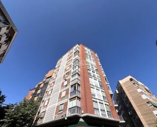 Exterior view of Flat for sale in Valladolid Capital  with Heating