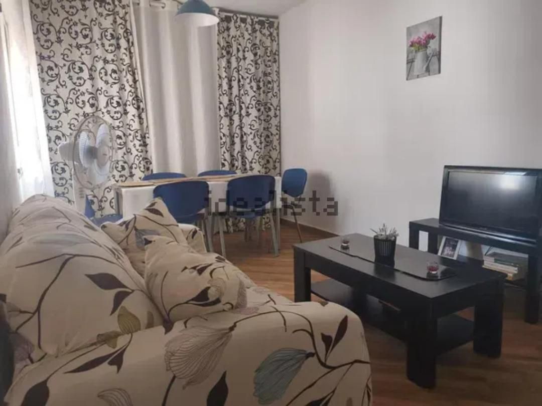 Sala de estar de Casa o chalet en venta en Carmena con Calefacción, Jardín privado y Terraza