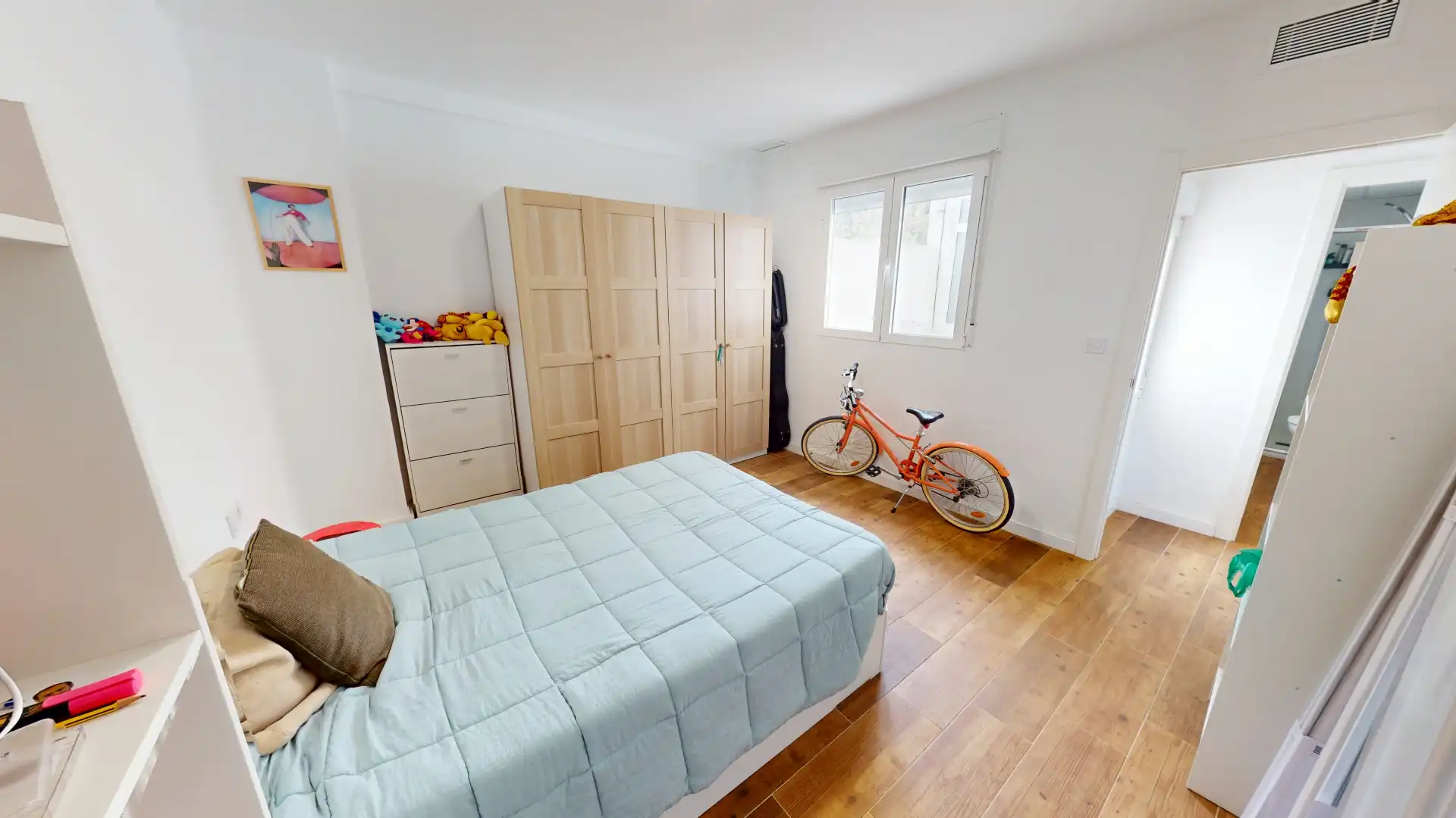 Bedroom of Flat for sale in Jijona / Xixona  with Air Conditioner, Heating and Parquet flooring