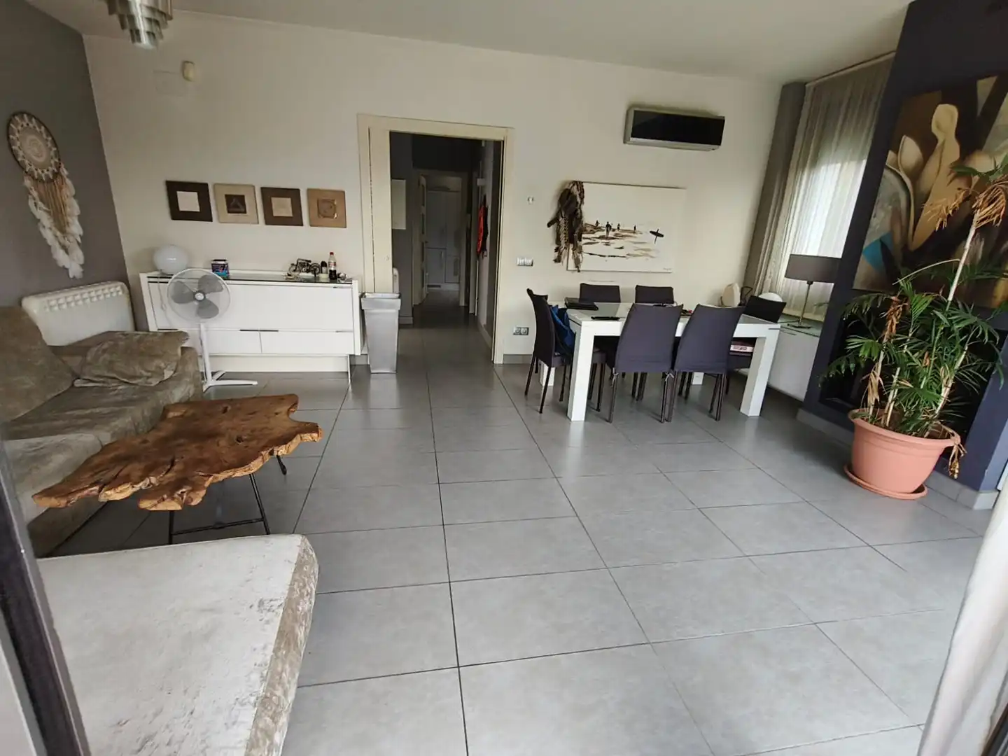 Comedor de Casa o chalet en venta en Pineda de Mar con Aire acondicionado, Calefacción y Jardín privado