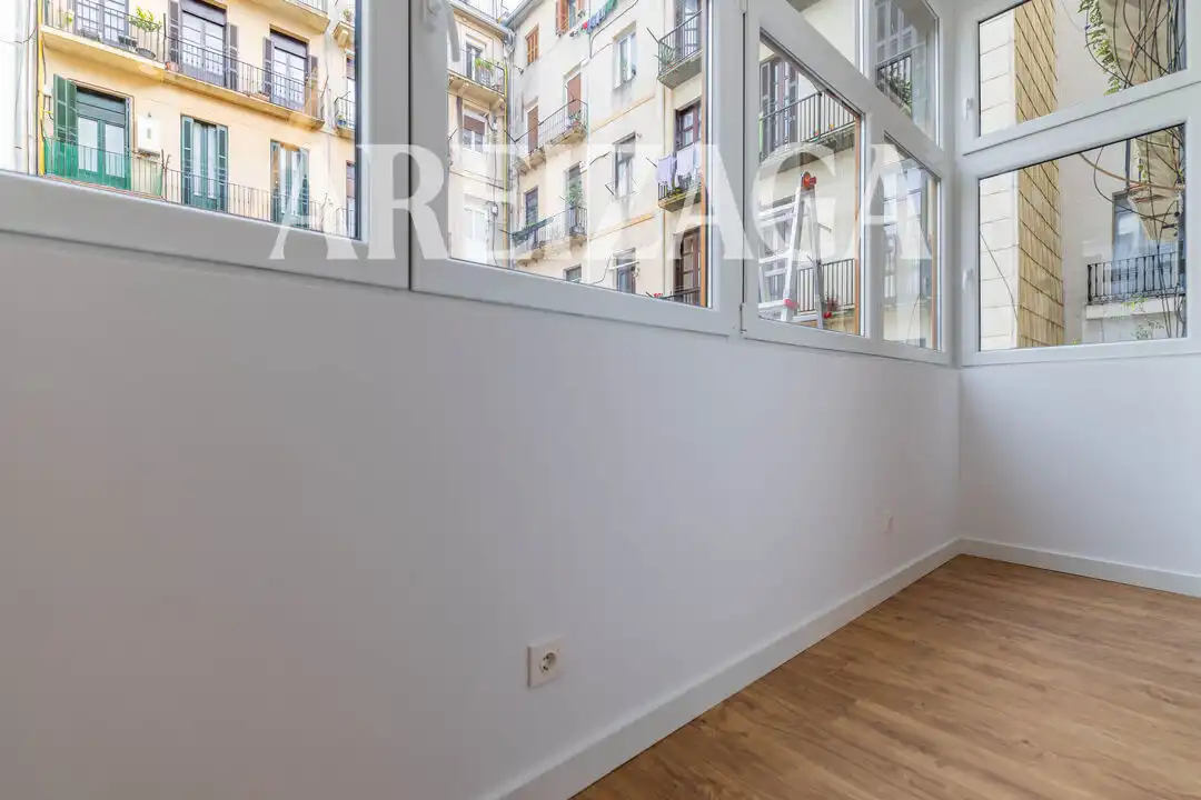 Bedroom of Flat for sale in Donostia - San Sebastián   with Heating, Terrace and Balcony