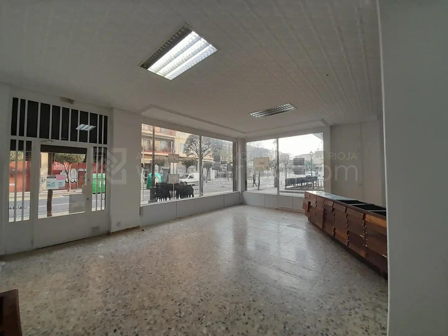 Local comercial en venta en Logroño - DUQUESA LA VICTORIA, imagen 2