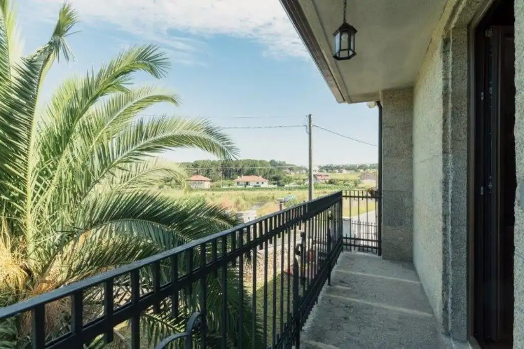 Terraza de Casa o chalet en venta en Lousame con Calefacción, Jardín privado y Parquet