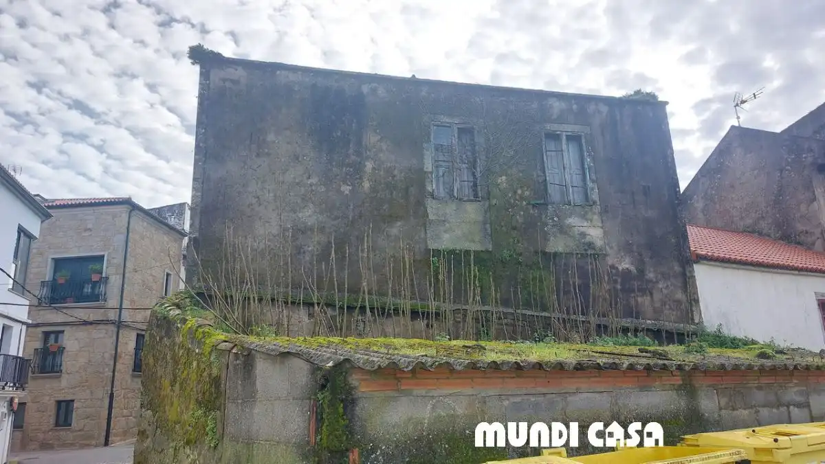 Vista exterior de Casa o chalet en venta en Rianxo