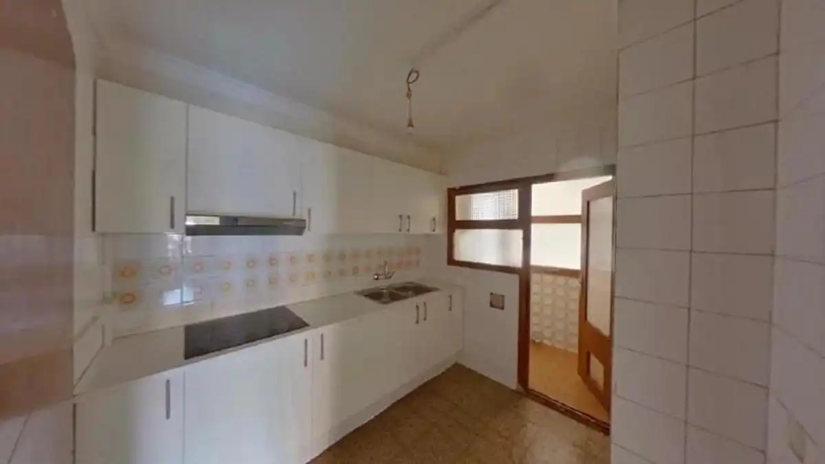Kitchen of Apartments for sale in Salt  with Balcony