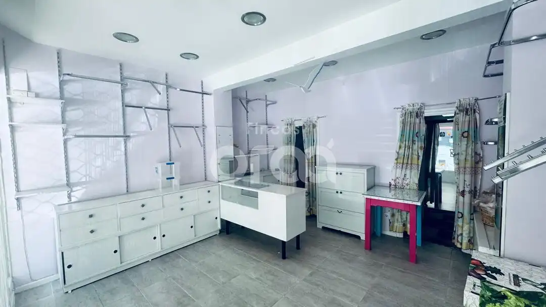 Local comercial en venta en Zona Centro, imagen 3