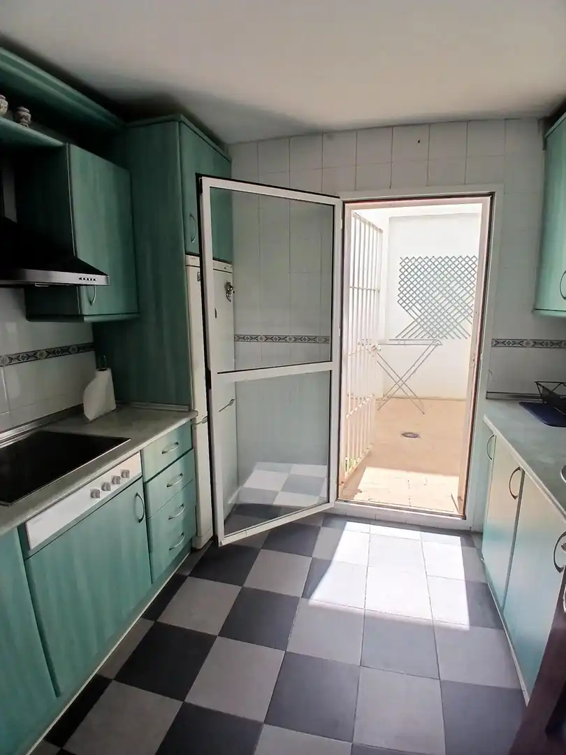 Kitchen of Flat for rent in Puerto Real