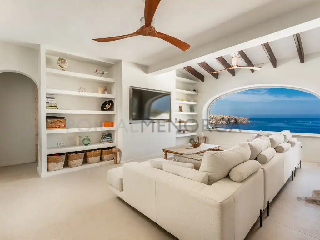 Sala d'estar de Casa o xalet en venda en Ciutadella de Menorca amb Piscina