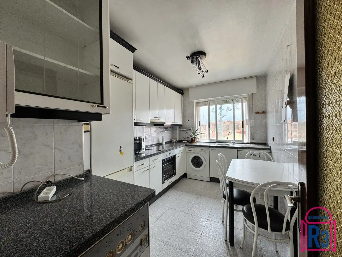 Flat for sale in Trobajo del Camino, imagen 2