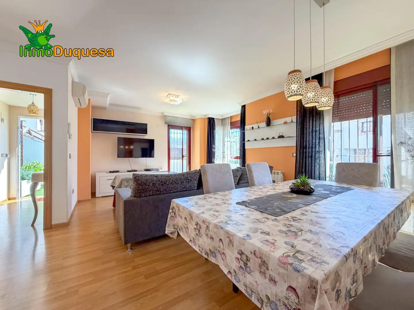 Casa aparellada amb balcó en venda a Calle DOÑANA 44, imagen 20