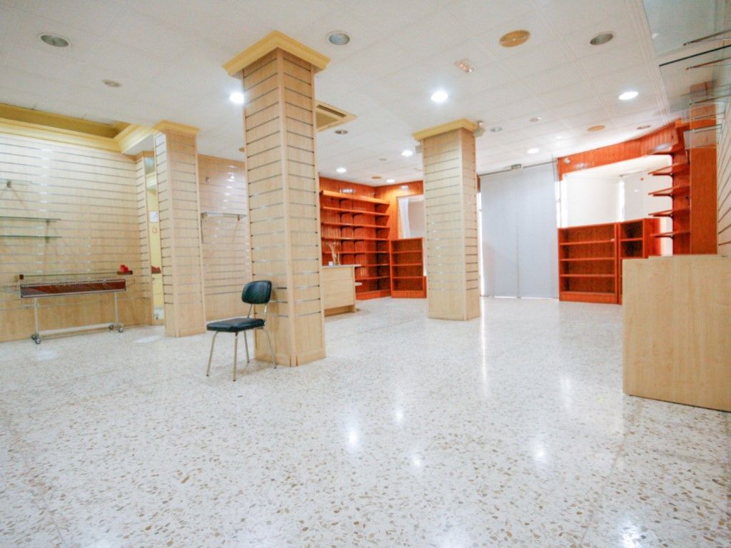 Premises to rent in N/A, Coín