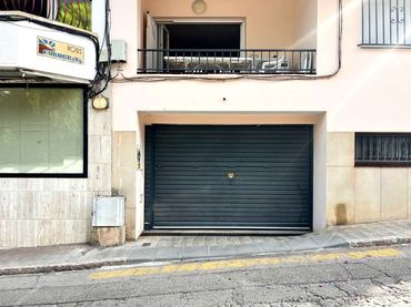 Aparcament en venda a De La Pujada Del Puig Rom