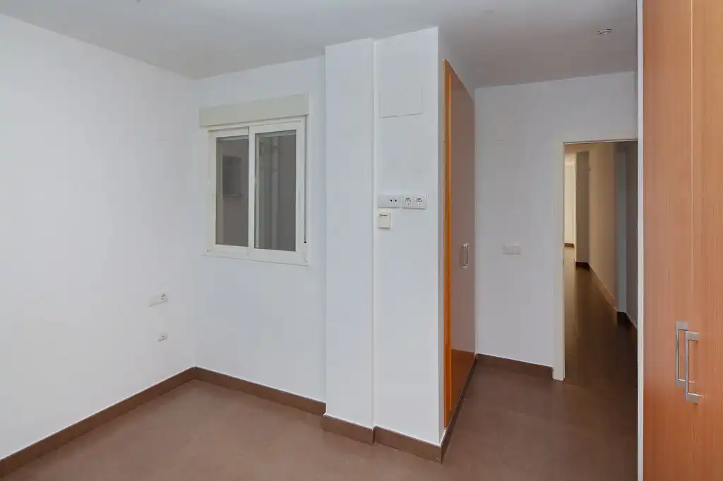 Piso en venta en Paterna con Balcón