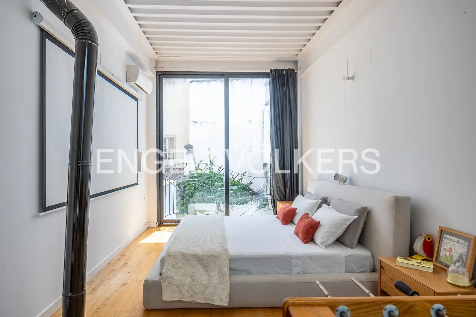 Habitación de Casa o chalet en venta en Sevilla con Aire acondicionado, Calefacción y Jardín privado