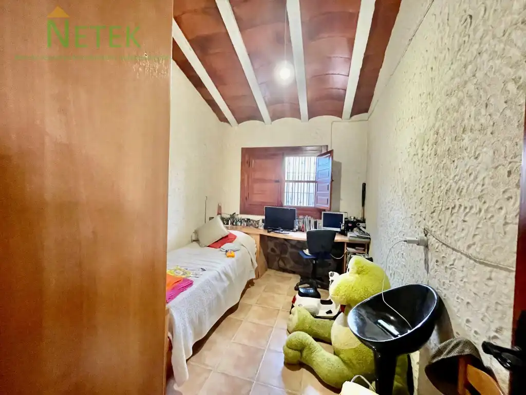 Country homes for sale in Santa Cruz