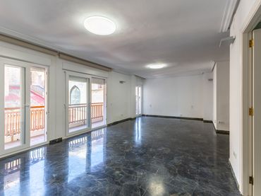 Piso con balcón en venta en Carrer de Jorge Juan