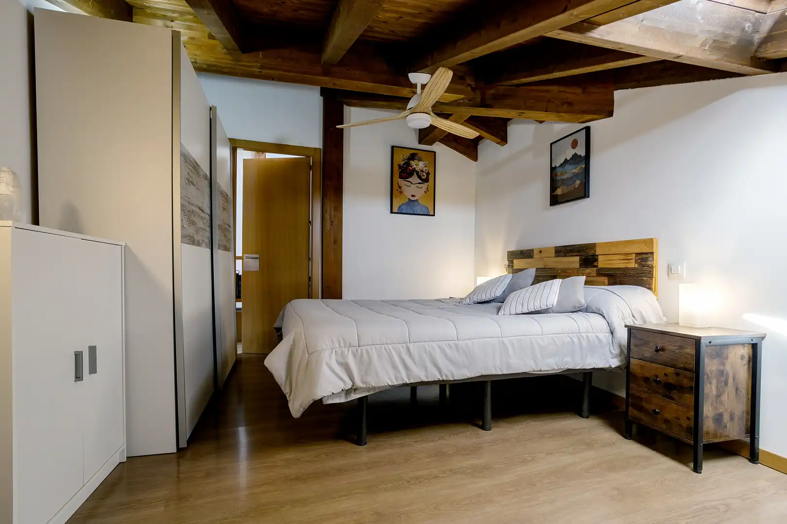 Habitación de Local en venta en Arlanzón con Amueblado