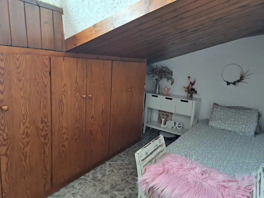 Dormitori de Àtic en venda en Berga amb Calefacció, Terrassa i Moblat
