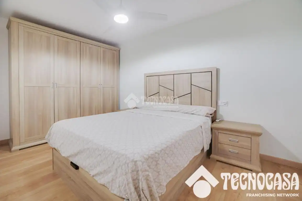 Habitación de Piso en venta en Santa Coloma de Gramenet con Aire acondicionado, Parquet y Terraza