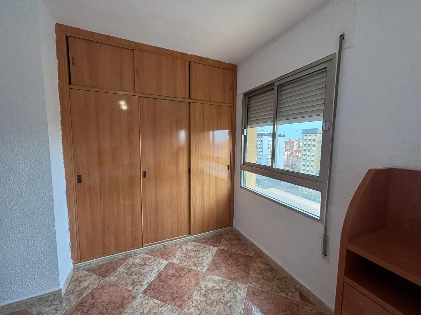 Dormitori de Pis en venda en Málaga amb Jardí privat i Moblat