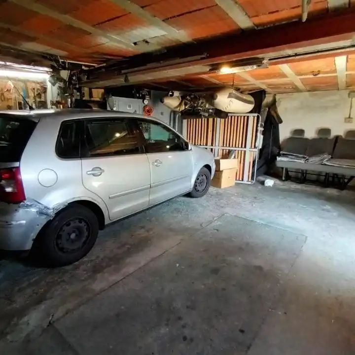 Parking de Casa o chalet en venta en Vigo  con Calefacción, Jardín privado y Terraza