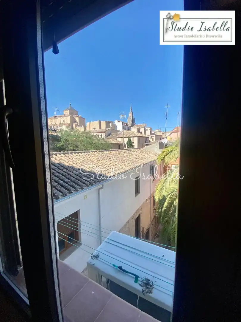Vista exterior de Piso de alquiler en Toledo con Aire acondicionado, Calefacción y Amueblado