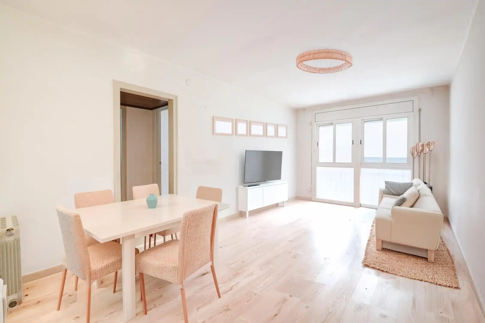 Sala de estar de Piso en venta en Sant Andreu de la Barca con Calefacción
