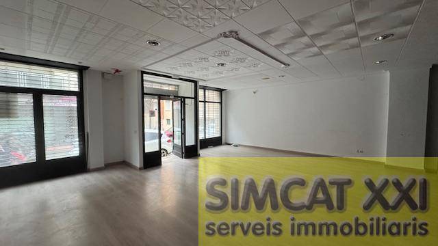 Local comercial en Venta en Almadrava - Canyelles - Puig-Rom